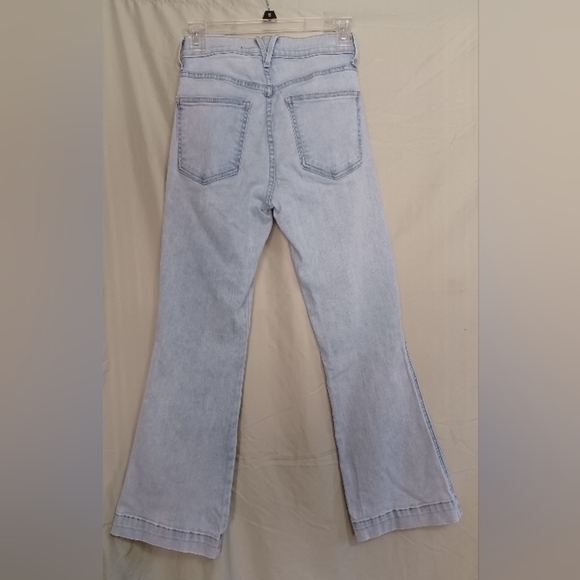 A Veronica Beard Carson Ankle Flare High Rise Denim Jeans - Picture 2 of 12